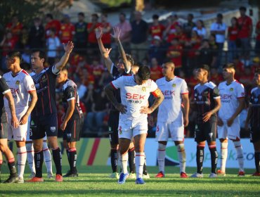 Unión Española sufrió su primera derrota en la B ante Deportes Recoleta