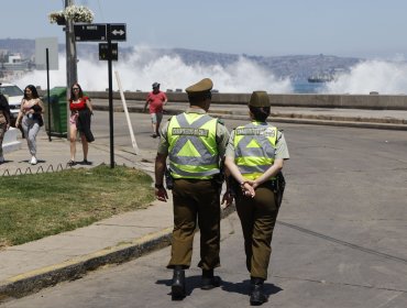Vecinos del borde costero de Viña del Mar trasladan demandas de seguridad, urbanismo y patrimonio al futuro Gobierno de Kast