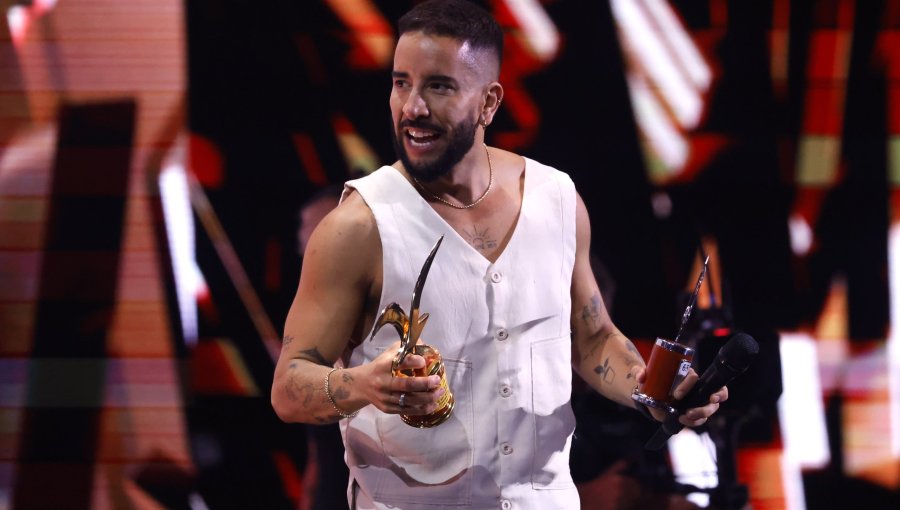 “Pastor Rocha” arrasa en Viña 2026 y gana Gaviota de Plata y Oro