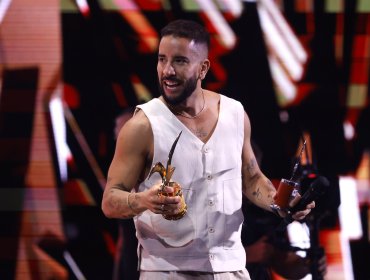 “Pastor Rocha” arrasa en Viña 2026 y gana Gaviota de Plata y Oro