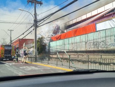 Fuegos artificiales serían los causantes de gran incendio estructural declarado en Quilpué