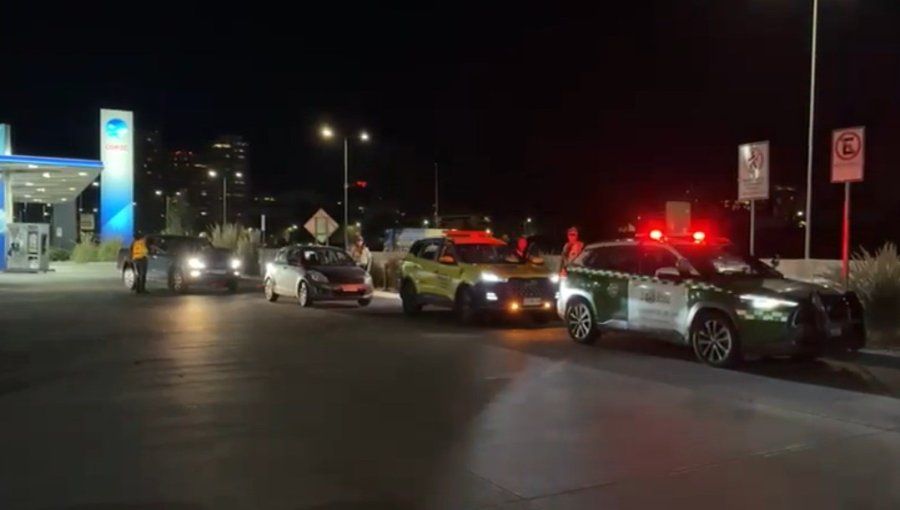 Carabineros fiscaliza 237 vehículos en operativo contra carreras clandestinas en Vitacura
