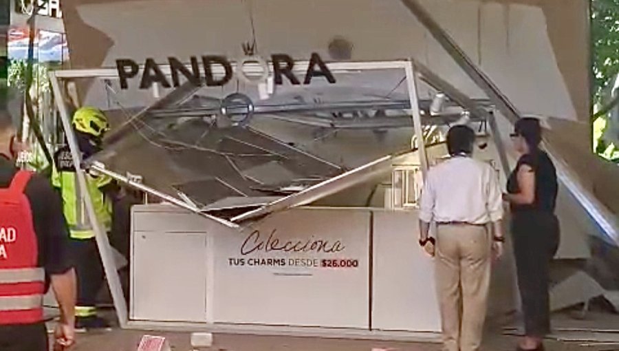 Grave accidente en Portal El Belloto de Quilpué: derrumbe de techo deja un lesionado