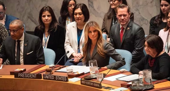 Melania Trump encabeza en la ONU plan para salvar la educación con aprendizaje digital