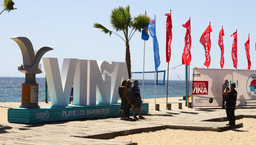 Playa Los Marineros se convirtió en referente turístico del verano en Viña del Mar y ahora busca ser "la más entretenida" de Sudamérica