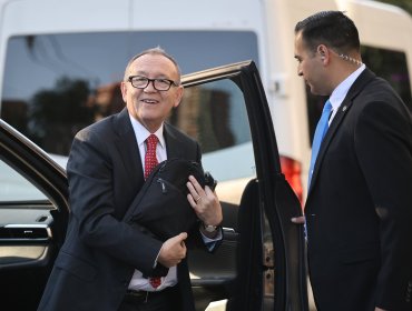 Futuro ministro de la Segpres, José García Ruminot, acusa “liviandad” del Gobierno por crisis del cable chino