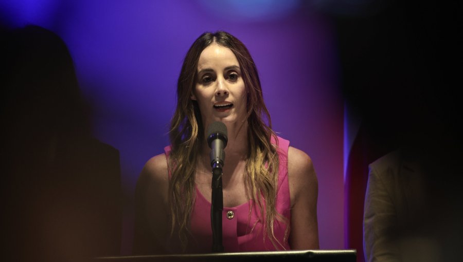 Consejo Fiscal Autónomo advierte nuevo incumplimiento fiscal y futura vocera de Kast lo califica de “gravísimo”