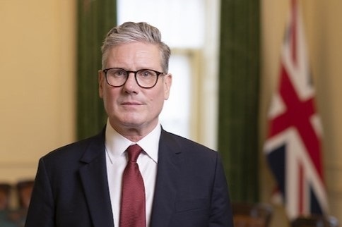 Primer ministro de Reino Unido refuerza presencia militar británica en Oriente Próximo ante escalada de ataques