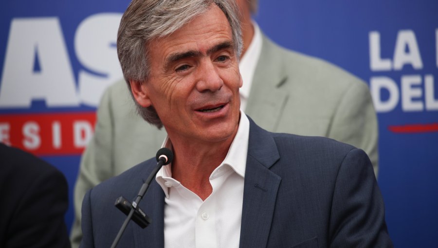 Exministro Valente advierte impacto en Chile por conflictos en Medio Oriente: “Somos una economía tremendamente integrada al mundo”