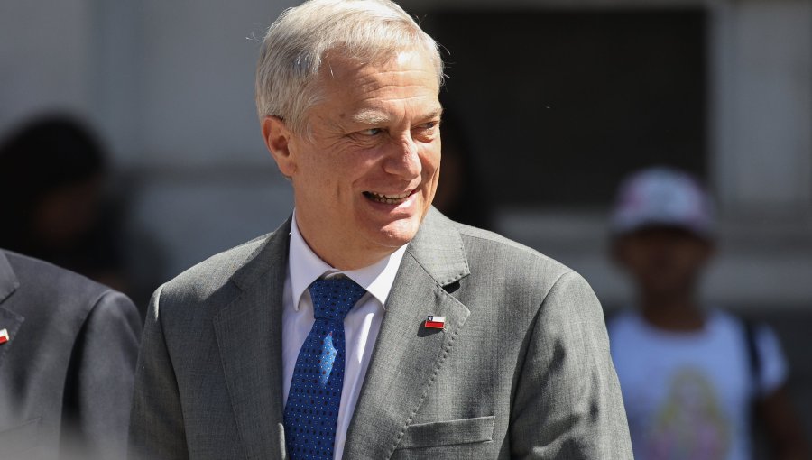 Kast desestima nuevo llamado del Presidente Boric para retomar reuniones por cambio de mando: "Dimos vuelta la página"