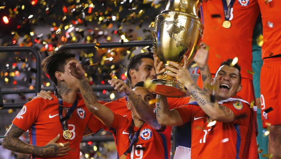 La Roja bicampeona de América figura entre los mejores equipos de la historia