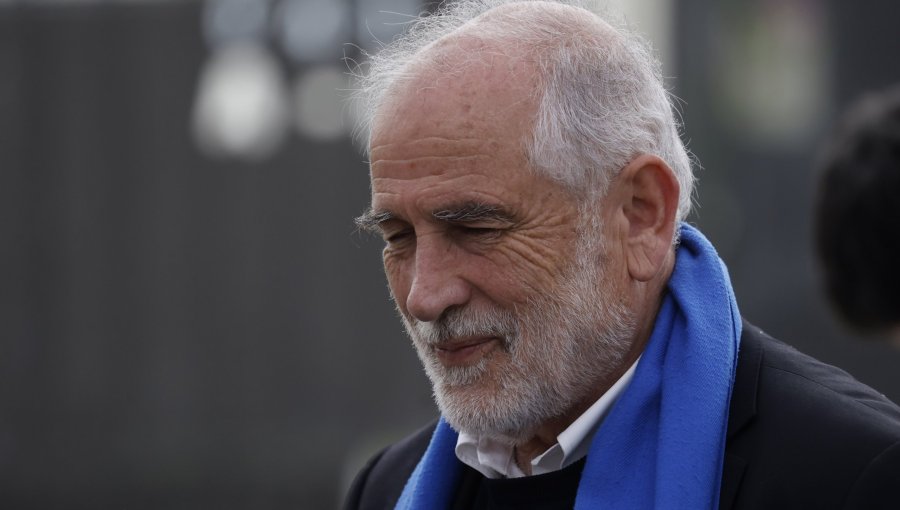 Montes rinde cuentas de su labor en la V Región y hace sentido mea culpa por reconstrucción: "Los dolores fueron muy grandes"