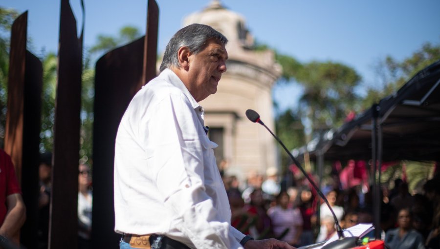 Lautaro Carmona aborda tensiones internas del Partido Comunista y hace balance del gobierno de Boric