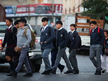 Colegios de Valparaíso y Viña del Mar suspenderán clases por cambio de mando: Conoce acá el listado de establecimientos