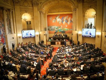 Colombia vota para renovar el Congreso en una jornada clave antes de las presidenciales