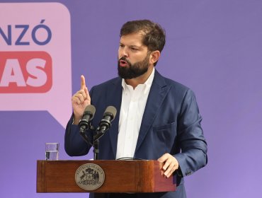 Gobierno de Gabriel Boric cierra con 34% de aprobación y la peor evaluación entre los presidentes desde 1990