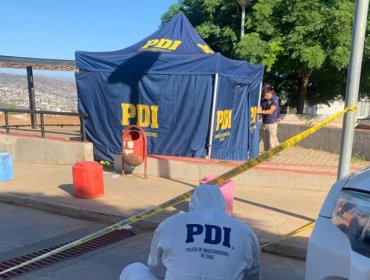 Joven de 21 años muere tras ataque con arma blanca en Cerro Rodelillo: hay un detenido