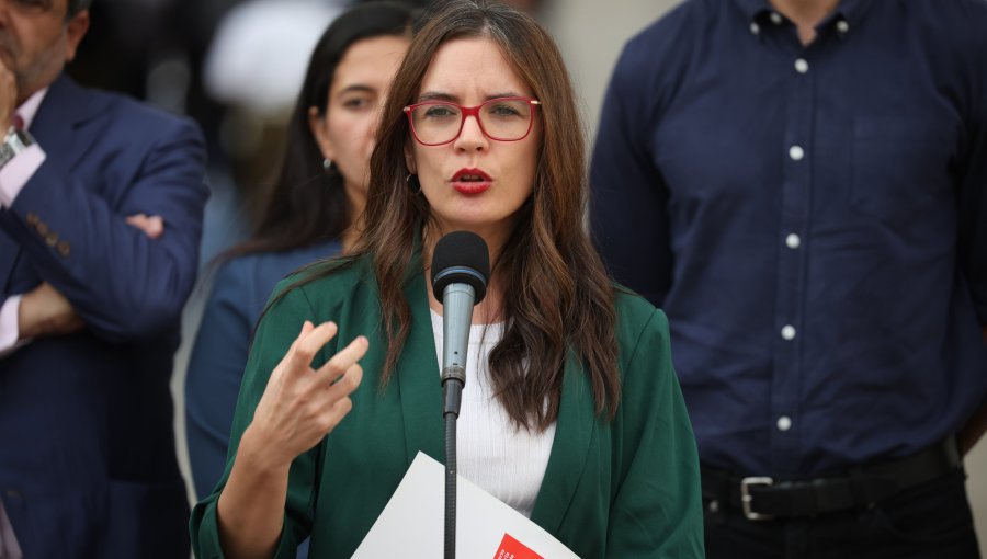 Ministra Camila Vallejo destaca avances feministas del Gobierno y defiende la “Ley Papito Corazón”