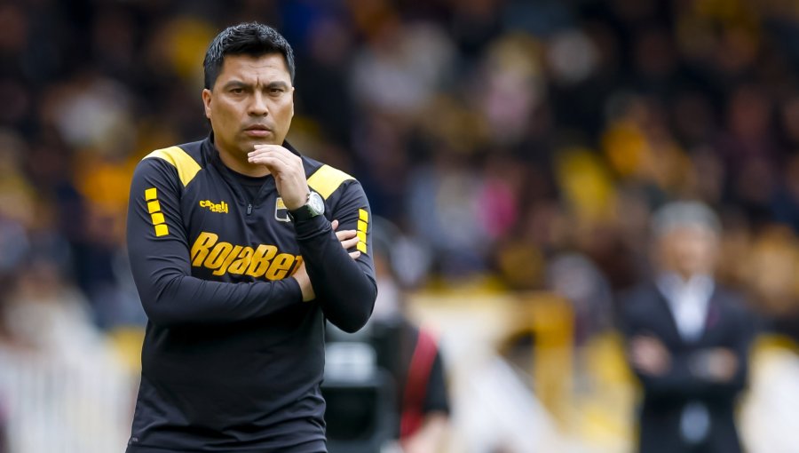 La dura realidad de Esteban González en México: nueva derrota con Querétaro lo hunde en la tabla