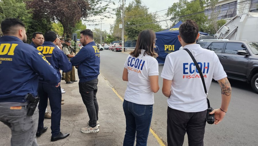 Impacto en Quinta Normal: abandonan cadáver de mujer maniatada en caja frente a la casa de la alcaldesa Karina Delfino