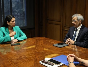 Cadáver maniatado en caja abandonada frente a casa de alcaldesa de Quinta Normal remece al Gobierno: investigan vínculo con crimen organizado