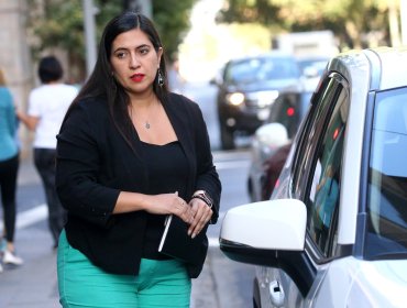 Alcaldesa Delfino se reunirá con ministro Luis Cordero tras macabro hallazgo de un cadáver frente a su casa en Quinta Normal