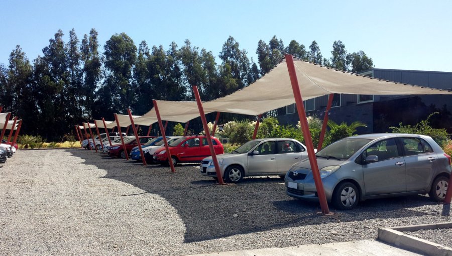 Sernac inicia fiscalización nacional a estacionamientos por cobros y ejecución de protocolos de seguridad