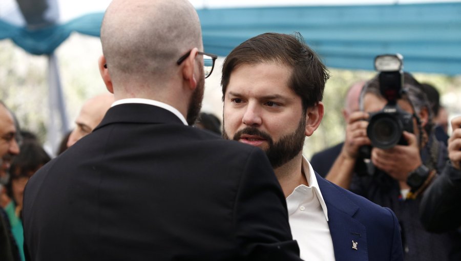 Presidente Boric defendió a Giorgio Jackson y lamentó "intento de asesinato público" en su contra tras revelarse el caso Fundaciones