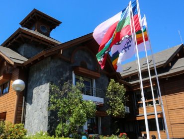 Detectan que la Municipalidad de Pucón pagó sobresueldos a tres colaboradores contratados bajo la modalidad de honorarios