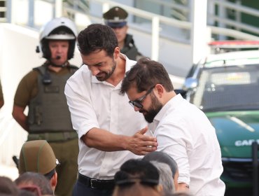 Boric hace un guiño al alcalde Vodanovic para una eventual futura candidatura presidencial: "Acá tienen a alguien mejor"