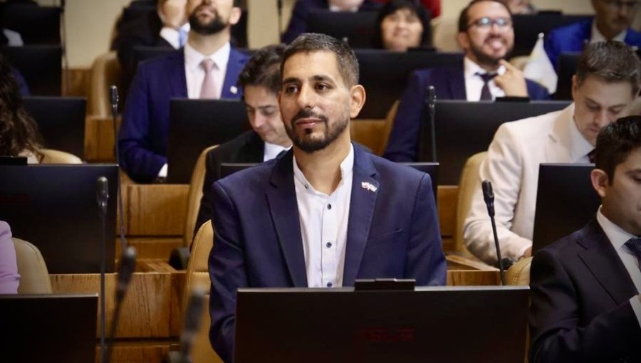 Jorge Brito emplaza al nuevo Gobierno a no retroceder en reformas sociales: "Hay procesos que no se pueden detener"