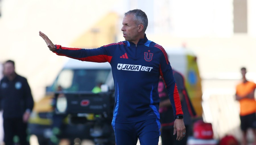 Director de Azul Azul descartó el retorno de Gustavo Álvarez a la U tras salida de Francisco Meneghini