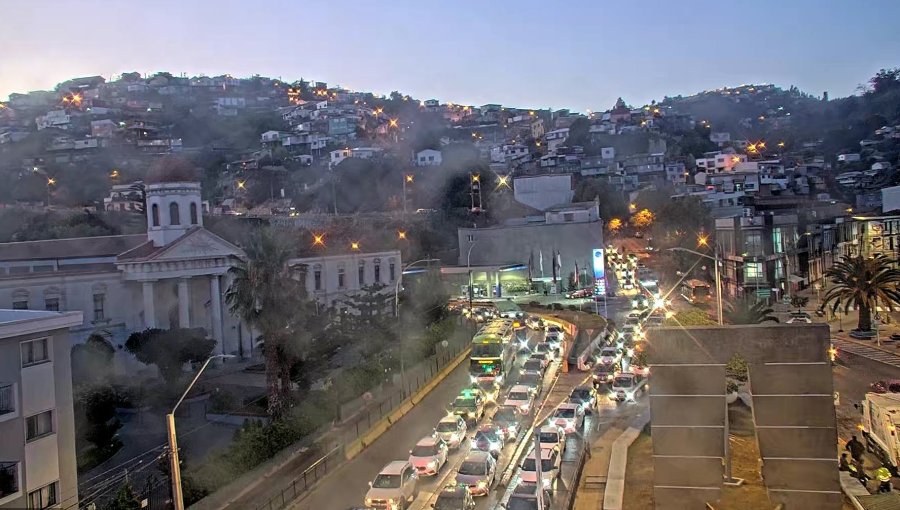 Caos vehicular en el plan de Valparaíso por ceremonia de cambio de mando presidencial