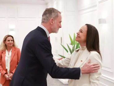 Rey Felipe VI mantuvo en Chile un encuentro con la opositora venezolana María Corina Machado