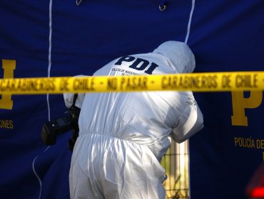 Crimen en edificio de Reñaca: cuerpo de hombre fue encontrado en estacionamiento y con herida cortopunzante bajo su axila