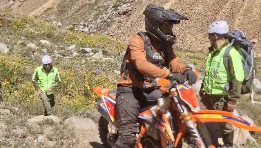 Carabineros rescató a motoristas que se extraviaron en zona cordillerana de Los Andes