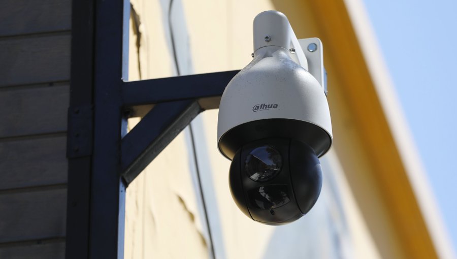 Contraloría detecta deficiencias en sistemas de televigilancia en municipios de la región Metropolitana y Biobío