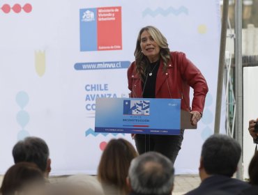 Alcaldesa de Quilpué valora voluntad del nuevo Gobierno de avanzar en reconstrucción tras megaincendio: "Por fin será un eje estratégico"