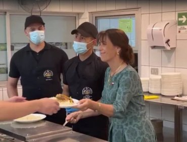 Diputado Manouchehri oficiará a Contraloría a la primera dama por servir almuerzos en el casino de La Moneda sin cumplir protocolos