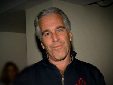 Quiénes eran los dos asistentes clave de Jeffrey Epstein y por qué aún controlan su dinero y sus secretos
