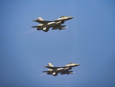 Aviones F-16 sobrevolarán 9 comunas de la región de Valparaíso con motivo del 96º aniversario de la creación de la FACh