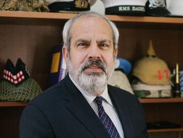 Vicealmirante (r) Ronald McIntyre fue designado como nuevo director de la Agencia Nacional de Inteligencia