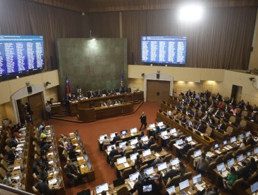 Vicepresidente del PS apunta a votos entregados a cambio de beneficios políticos tras elección de la mesa de la Cámara