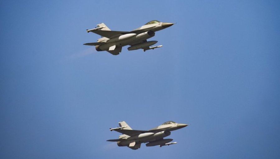 Aviones F-16 sobrevolarán 9 comunas de la región de Valparaíso con motivo del 96º aniversario de la creación de la FACh