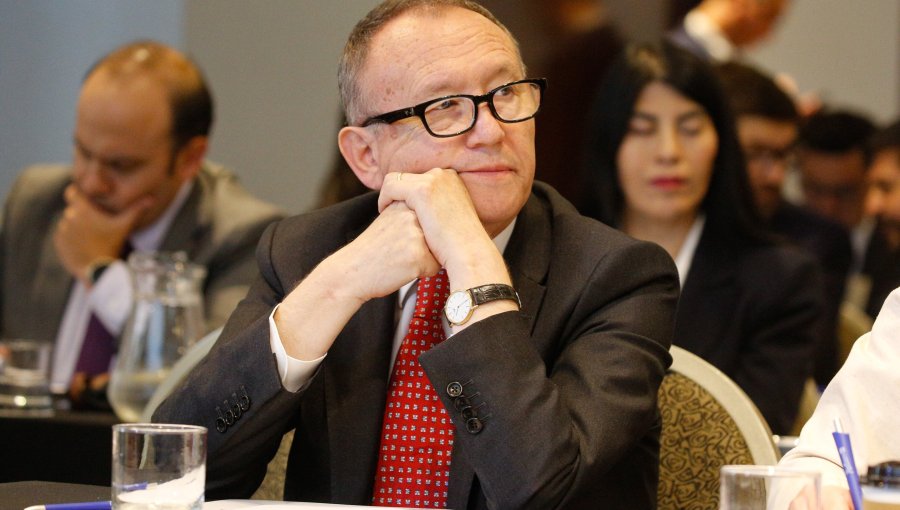 Ministro Segpres José García Ruminot defiende conmutación de penas con “exigencias estrictas” y llama a acuerdos en el Congreso