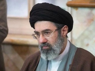 Secretario de Defensa de EE.UU. afirma que el nuevo líder supremo de Irán quedó "desfigurado" tras ataque