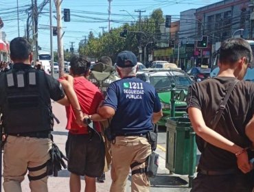 Seguimiento de seguridad municipal permite detener a dos sujetos que perpetraron un robo por sorpresa en Villa Alemana