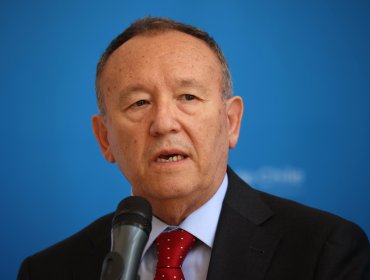 Ministro García Ruminot por eventuales indultos a uniformados: “Hay personas condenadas por defender a la ciudadanía”