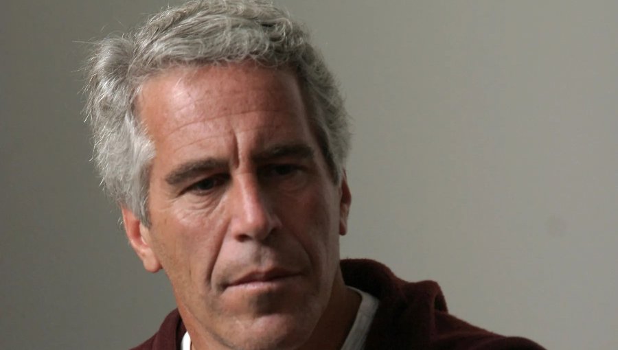 Solicitan testificar a la guardia de prisión que vio por última vez con vida a Epstein antes de su suicidio