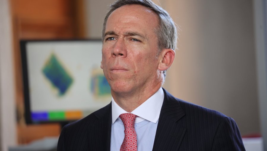 Diputado Alessandri por indultos: “No tiene comparación indultar al que incendiaba con indultar al que defendía"